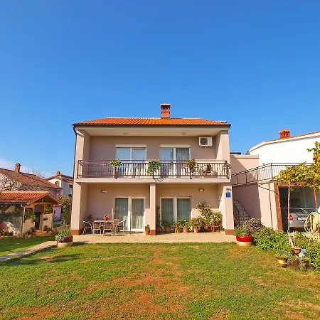 Silvana 143 Apartman *