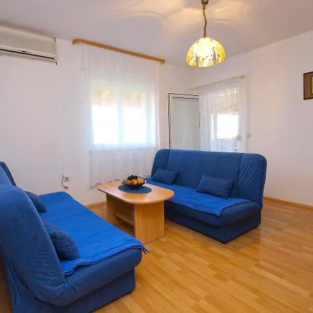 Silvana 143 Apartment