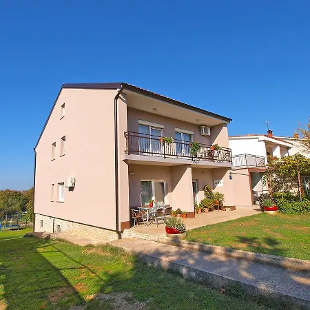 Apartman Silvana 143 *