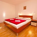 Silvana 143 * Fažana