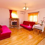 Apartman Silvana 143